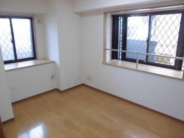 ヴァーグ壱番館の物件内観写真